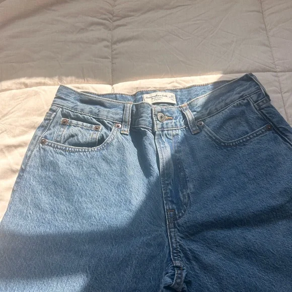 Abercrombie & Fitch Denim The Ultra Low Rise Wide Leg Blue Jeans - Picture 2 of 8